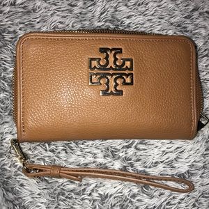 Tory Burch Smartphone Wristlet